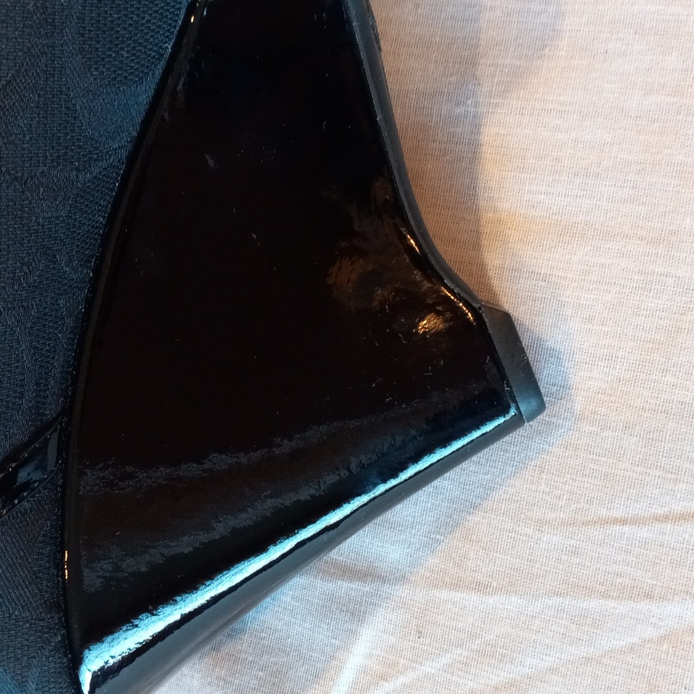 Wedges - Picture 6 of 14